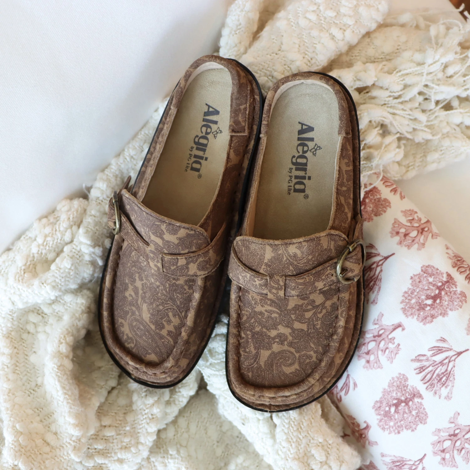 Shoes Brigid Easy Paisley Clog 4 Shoes Brigid Easy Paisley Clog - Image 2