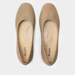 Shoes Arielle Wheat Shoe -Alegria Shoe Store ARL 8265 S4