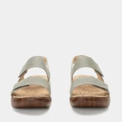 Bailee Woven Sage Sandal -Alegria Shoe Store BAI 6132 S5