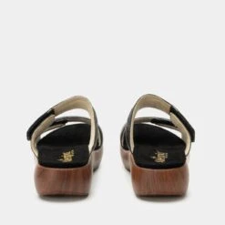 Brayah Black Sandal 10 Brayah Black Sandal -Alegria Shoe Store BRA 7441 S3 7f5605a4 3580 4836 894f 494bfc7a21b9