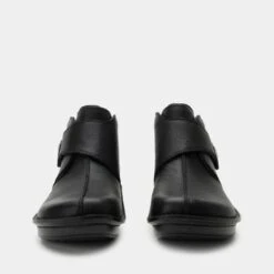 Caiti Upgrade Black Boot -Alegria Shoe Store CAT 161 S5 273fc556 5327 4494 94e2 50aae98e39e3