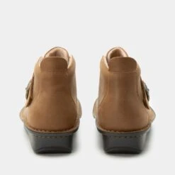 Caiti Maple Boot -Alegria Shoe Store CAT 6465 S3