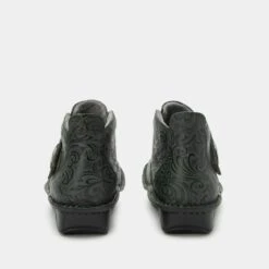 Caiti Pine Gale Boot -Alegria Shoe Store CAT 8102 S3 ed3a3b1f 21f5 4f09 8d61 6d592e2f7098