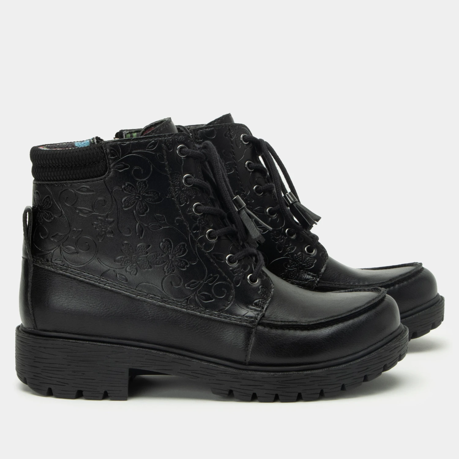Chevon Embloom Black Boot 5 Chevon Embloom Black Boot - Image 3