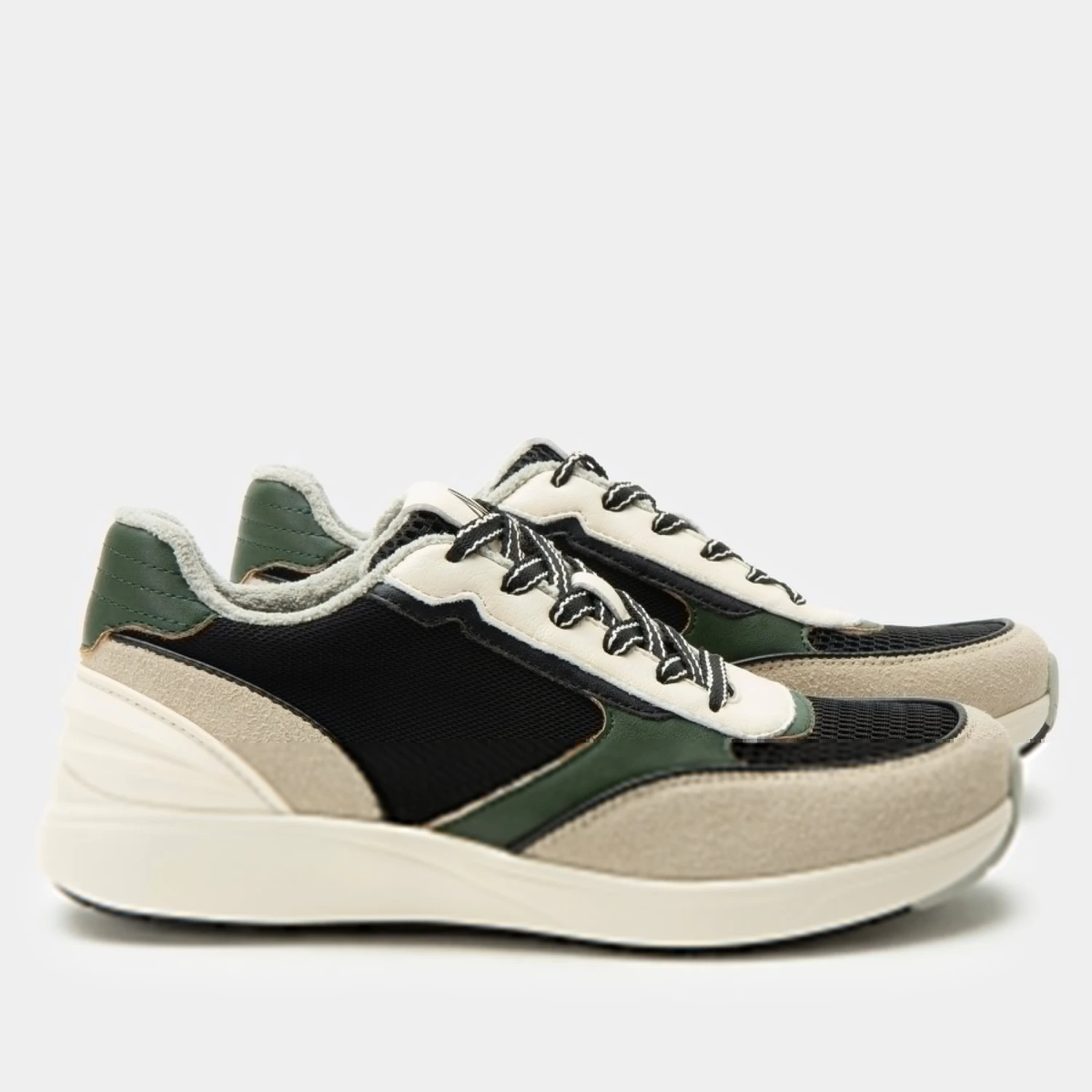 Embyr Emerald Shoe 4 Embyr Emerald Shoe - Image 2