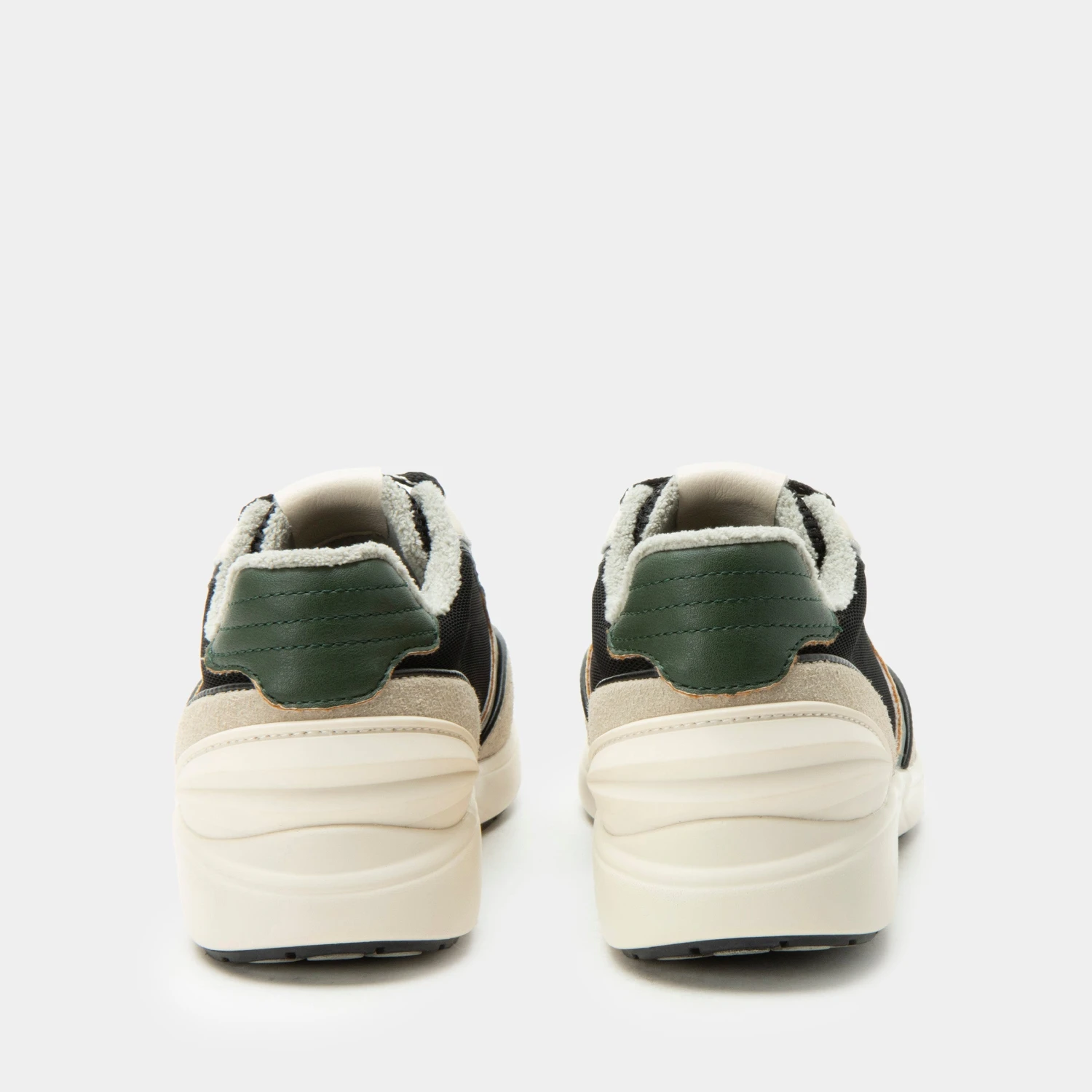 Embyr Emerald Shoe 5 Embyr Emerald Shoe - Image 3