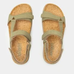 Henna Washed Khaki Sandal 11 Henna Washed Khaki Sandal -Alegria Shoe Store HEN 6435 S4