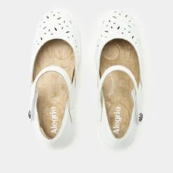 Shoes Hayes White Breeze Shoe -Alegria Shoe Store HYS 6455 S4 06b6a338 f040 4b35 a414 ba7cb695cc37