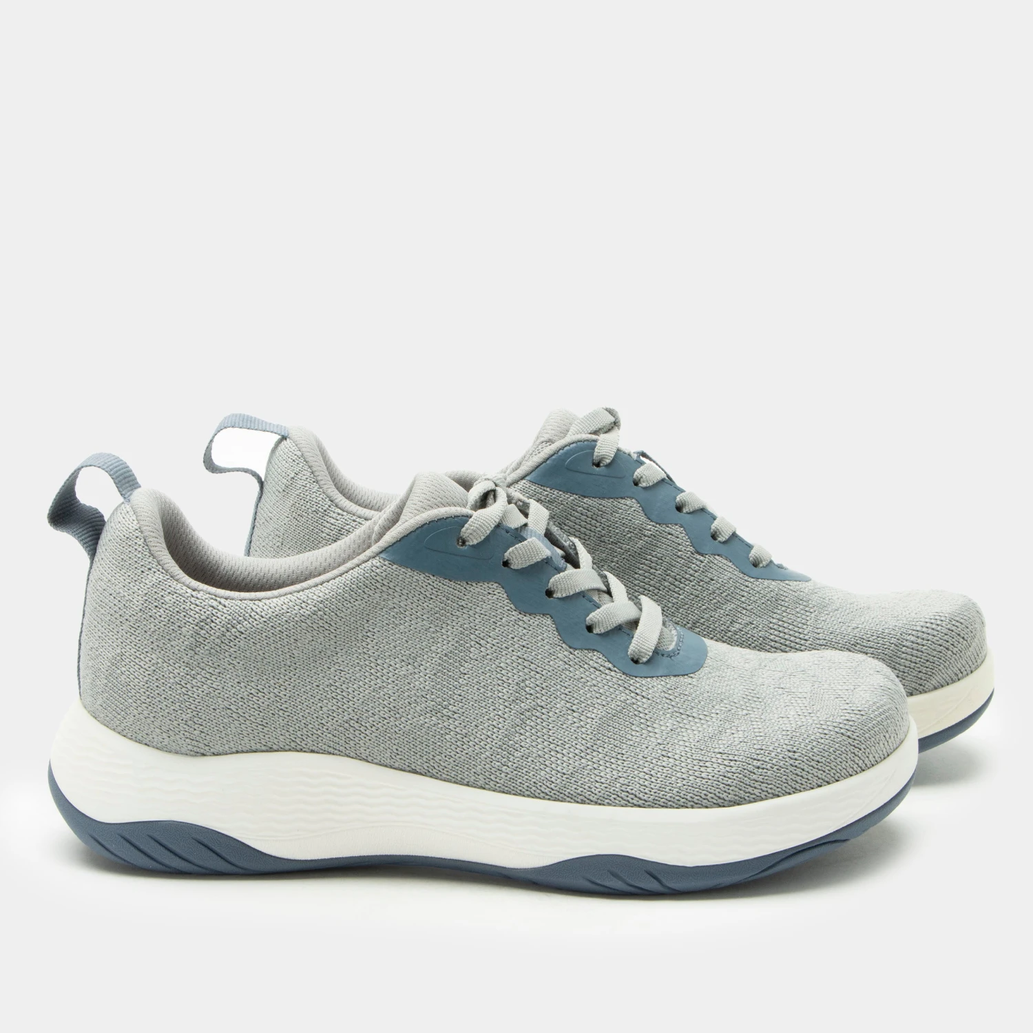 In8 Muted Grey Shoe 3 In8 Muted Grey Shoe - Image 2