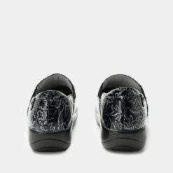 Shoes Keli Embroider Me Pewter Shoe -Alegria Shoe Store KEL 6401 S3 0566ebe9 05c8 4e81 8525 a63d3b56b70e