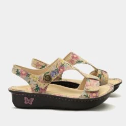 Kerri A Fine Romance Sandal 11 Kerri A Fine Romance Sandal -Alegria Shoe Store KER 6102 S2 d14d9947 9684 427c b401 edf00b6279ca