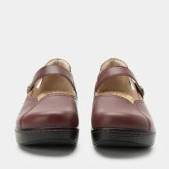 Shoes Onika Redwood Shoe 14 Shoes Onika Redwood Shoe -Alegria Shoe Store ONI 8187 S5 36e2b3c5 c66d 4acf ac82 dcb143d8accf