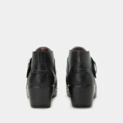 Symone Coal Boot 12 Symone Coal Boot -Alegria Shoe Store SYM 8105 S3 d096cddd 927d 411b aec7 858cf0b7034c