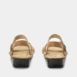 Vienna Fawn Sandal 12 Vienna Fawn Sandal -Alegria Shoe Store VIE 6105 S3
