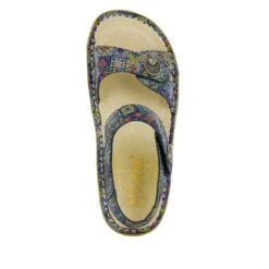 Vienna Aztec Dottie Sandal 10 Vienna Aztec Dottie Sandal -Alegria Shoe Store VIE 843 S4