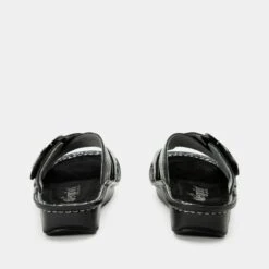 Vanya Chandelier Pewter Sandal -Alegria Shoe Store VYA 6124 S3