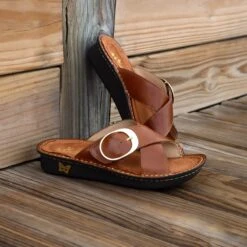 Vanya Luggage Sandal 9 Vanya Luggage Sandal -Alegria Shoe Store VYA 7773 SX